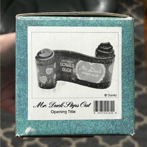 Walt Disney Classics Collection: Three Little Pigs & Mr. Duck Steps Out - Picture 9 of 9